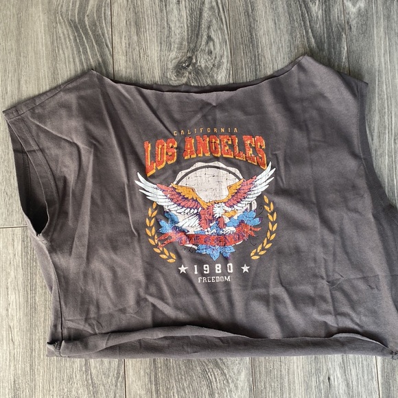 NEVER WORN Off Shoulder Crop Top - Picture 3 of 3